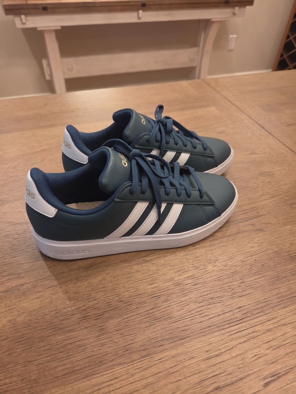 Women's Artic Night Grand Court 2.0 Sneakers Size 7.5